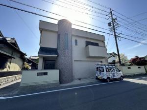 屋上防水と外壁塗装で雨の日も安心なお家