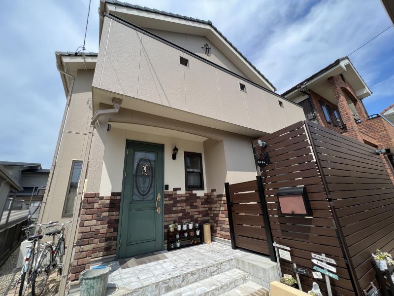外壁塗装・玄関ドア交換・玄関タイル工事