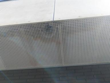 安城市　ご自宅の軒天に雨染みなどはありませんか。