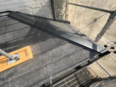 安城市 S様邸　経年により劣化した棟板金の交換工事をしてきました。