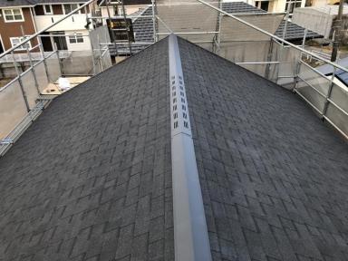 安城市　強風により飛ばされた屋根にシングル材でカバー工法！